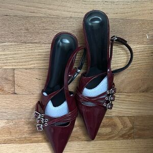 WINE RED LOW HEELS